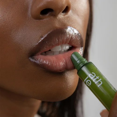 Lip Oil Essence 10g Image 4