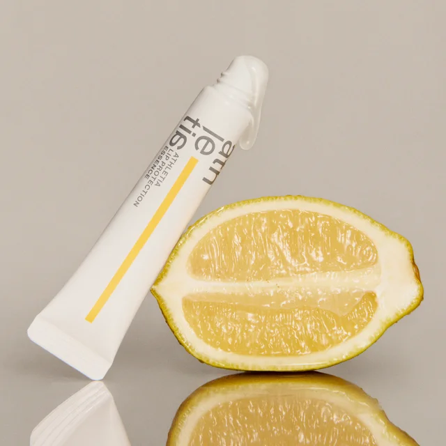 Lip Protection Essence 10g SPF 10